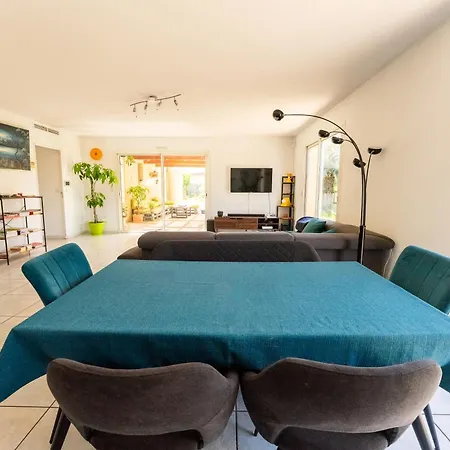 Paisible, Piscine, Bbq & Terrain De Petanque *