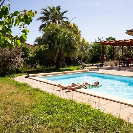 Paisible, Piscine, Bbq & Terrain De Petanque Ferienhaus *